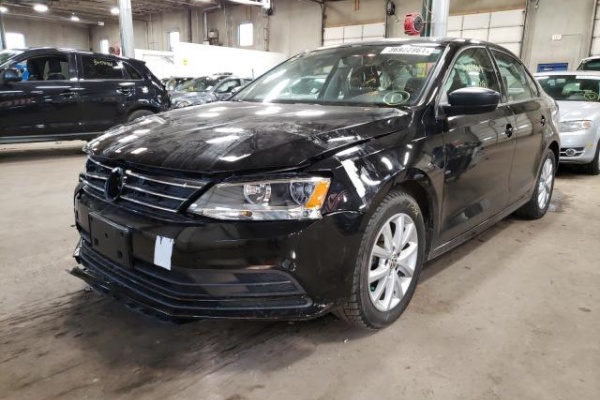 фото Volkswagen Jetta SE