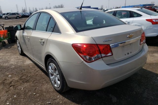 фото Chevrolet Cruze LS