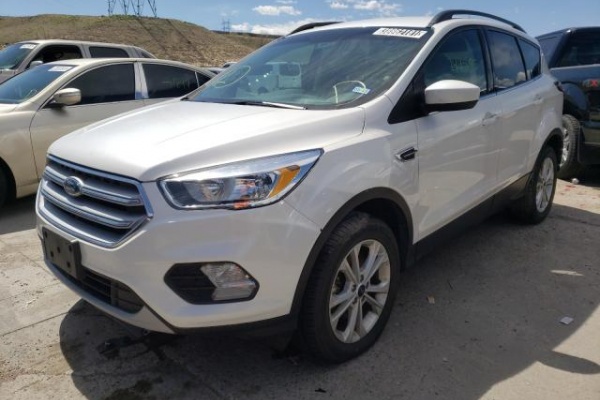фото Ford Escape SE
