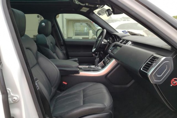 фото Land Rover RANGE ROVER SPORT HSE