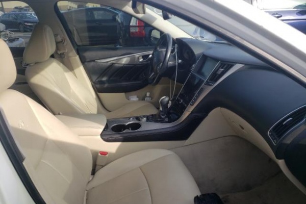 фото Infiniti Q50 BASE