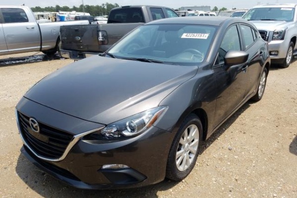 фото Mazda 3 SPORT