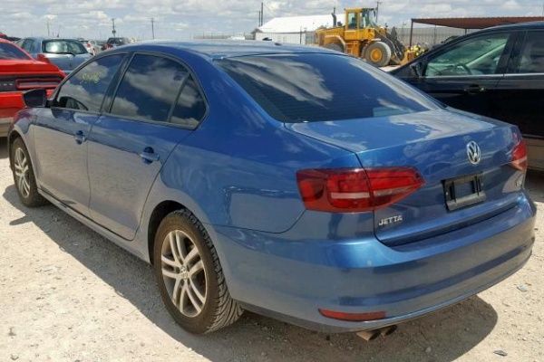 фото Volkswagen Jetta S