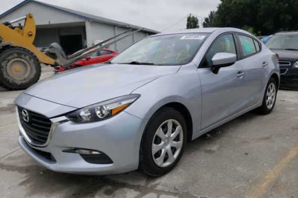 фото Mazda 3 SPORT