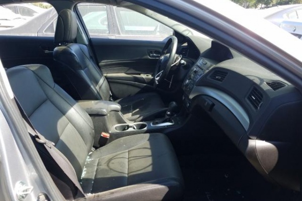 фото Acura ILX BASE WATCH PLUS