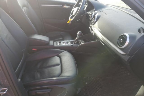 фото Audi A3 Premium