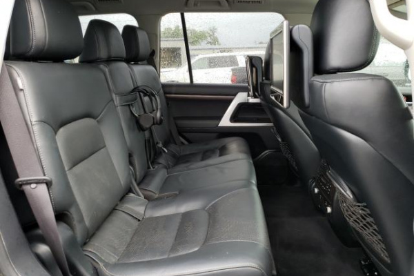 фото TOYOTA LAND CRUISER PRADO