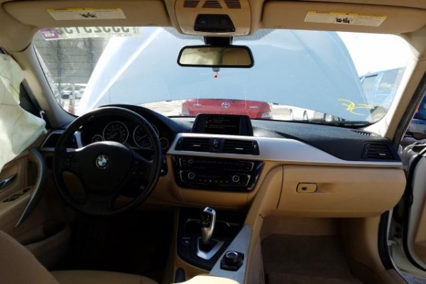 фото BMW 320 I