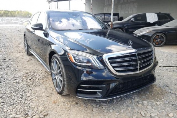 фото Mercedes-Benz S 560