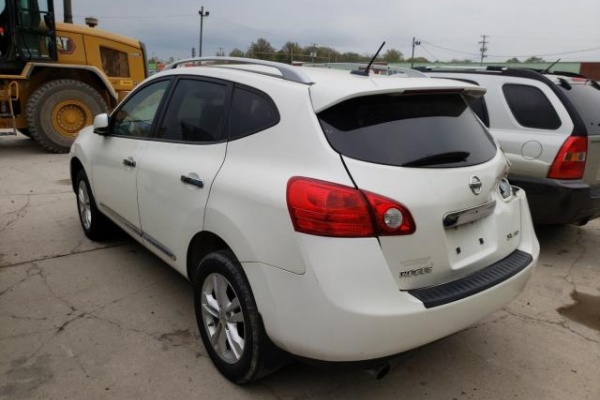 фото Nissan Rogue S