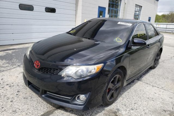 фото Toyota Camry L