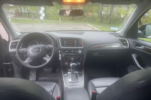фото Audi Q5 PREMIUM